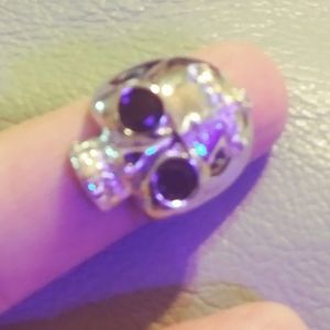 SKULL /ZIRCON CROSS/SHIMMERY, BLACK SPINEL, FOR THE EYES. STERLING.6 (R-1415019)